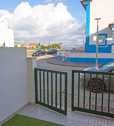 Waters House Apartment